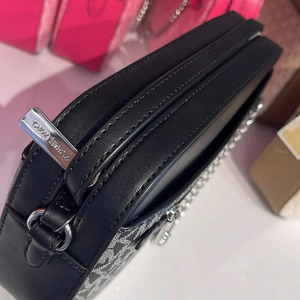 Michael Kors Jet Set Item Large Ombré EW Signature ZP Chain XBody Logo Crossbody